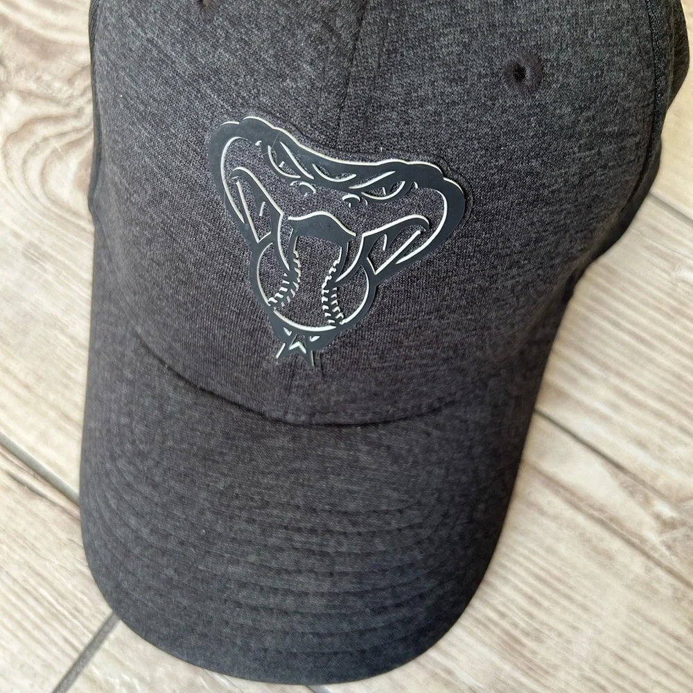MLB Arizona Diamondbacks hat - Picture 5 of 7